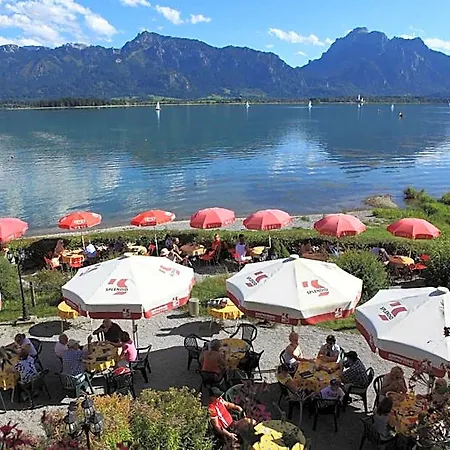 Cafe Maria - - 3*