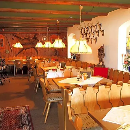 Cafe Maria - - Mini-hôtel Rieden