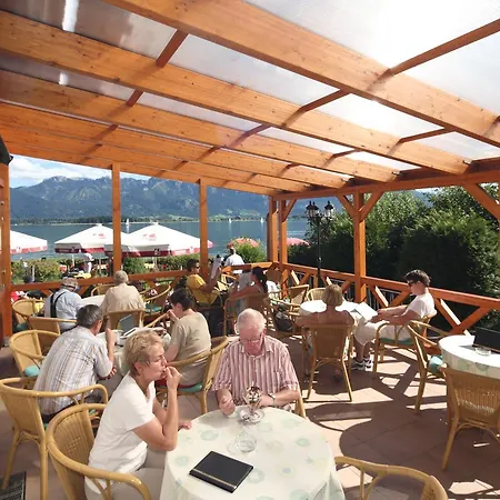Cafe Maria - - 3* Rieden